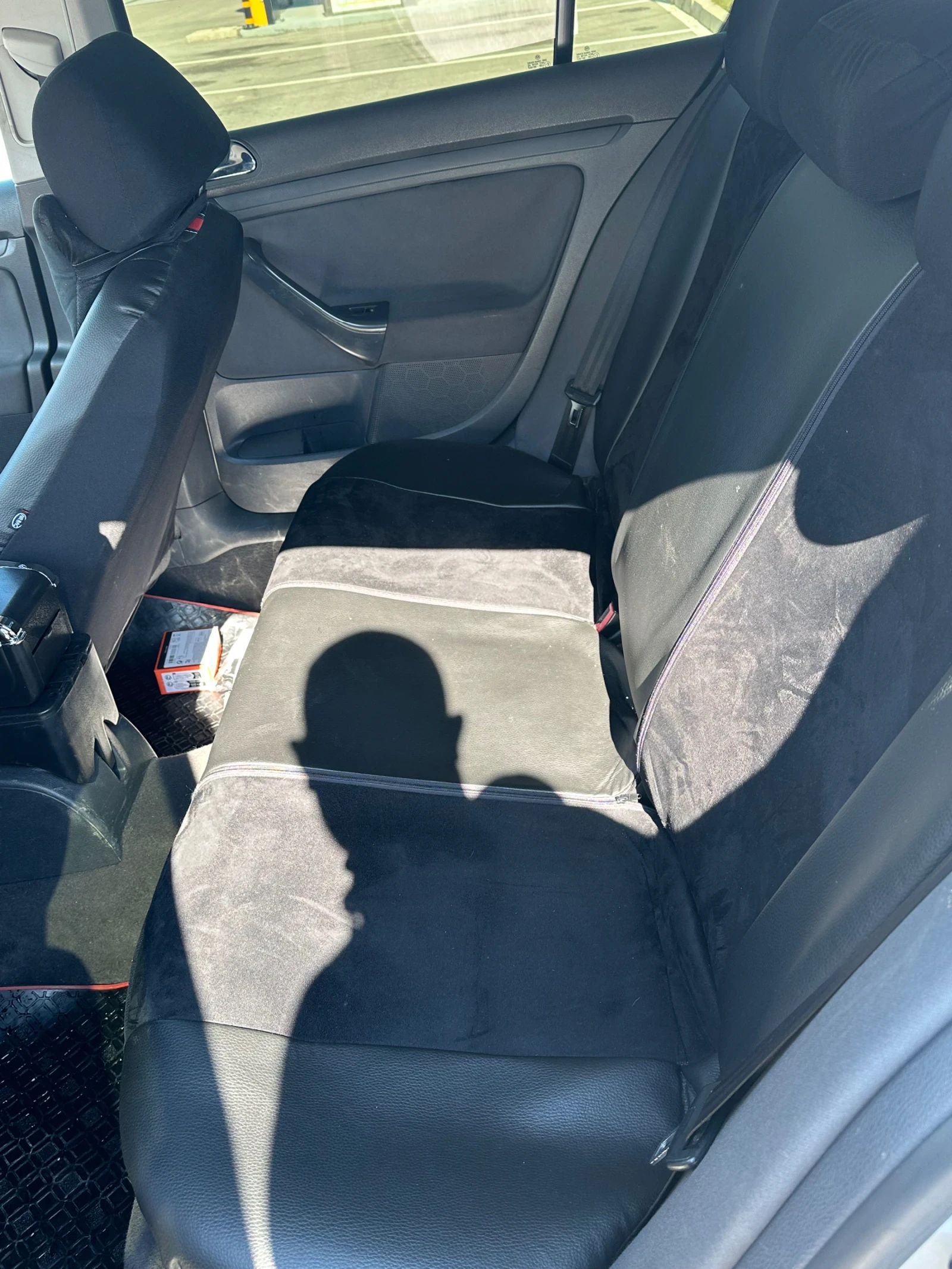 VW Golf GOLF 5, снимка 13 - Автомобили и джипове - 54194045