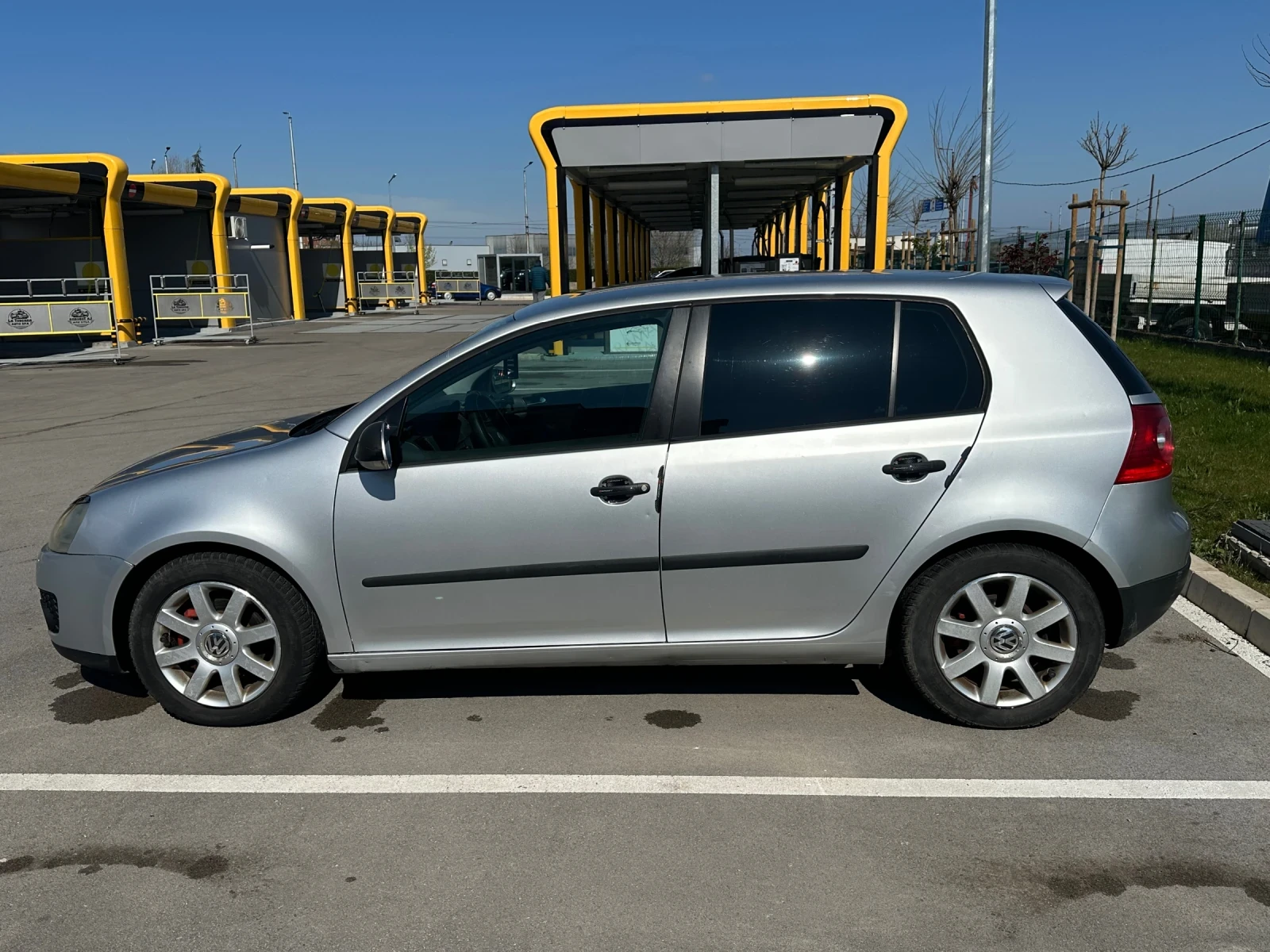 VW Golf GOLF 5, снимка 7 - Автомобили и джипове - 54194045