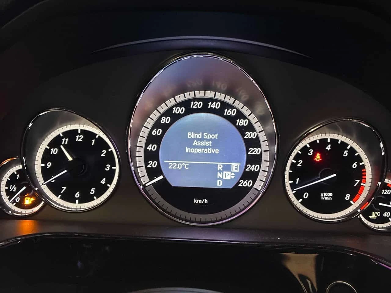 Mercedes-Benz E 350 АМГ ПАКЕТ/ПОДГРЕВ/ПАНО/ПАМЕТ/CARFAX/ФИНАНСИРАНЕ, снимка 8 - Автомобили и джипове - 54859855