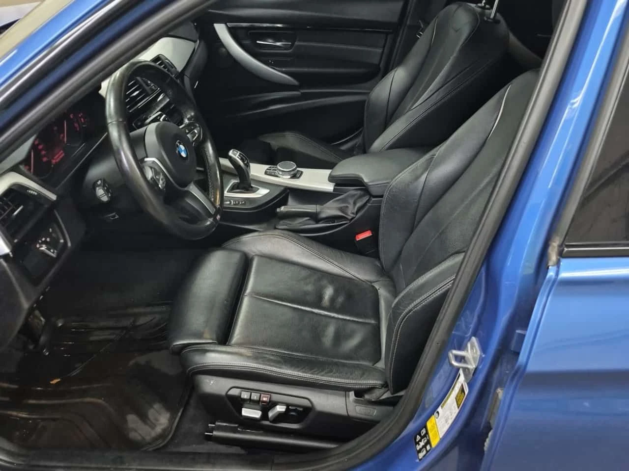 BMW 340 I XDRIVE| HUD| PANO| ПОДГРЕВИ| 2 КЛЮЧА| | , снимка 8 - Автомобили и джипове - 55014052