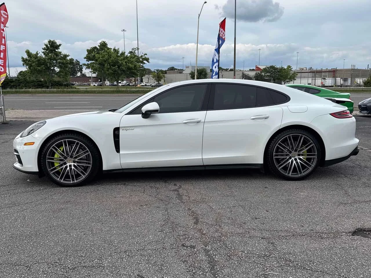 Porsche Panamera 4  CARFAX, снимка 2 - Автомобили и джипове - 55099589