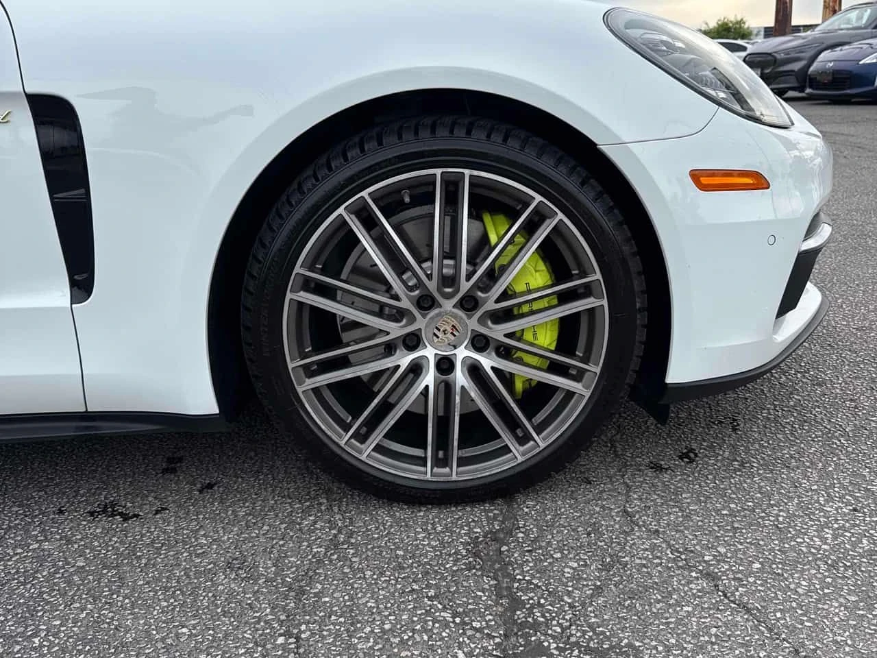 Porsche Panamera 4  CARFAX, снимка 7 - Автомобили и джипове - 55099589