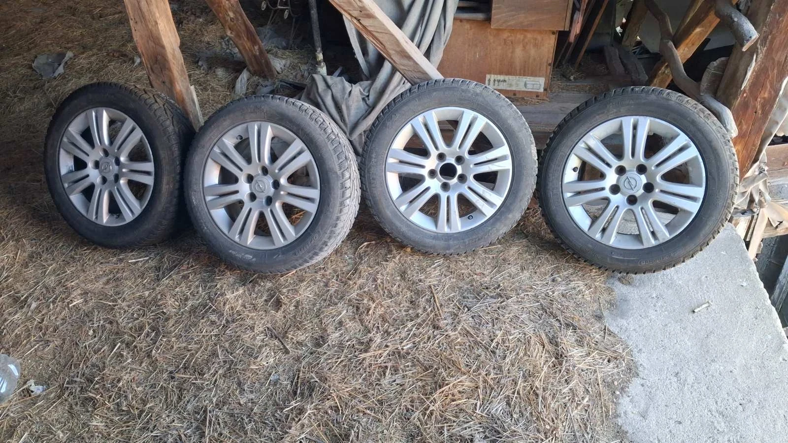 Opel Astra, снимка 13 - Автомобили и джипове - 55385573