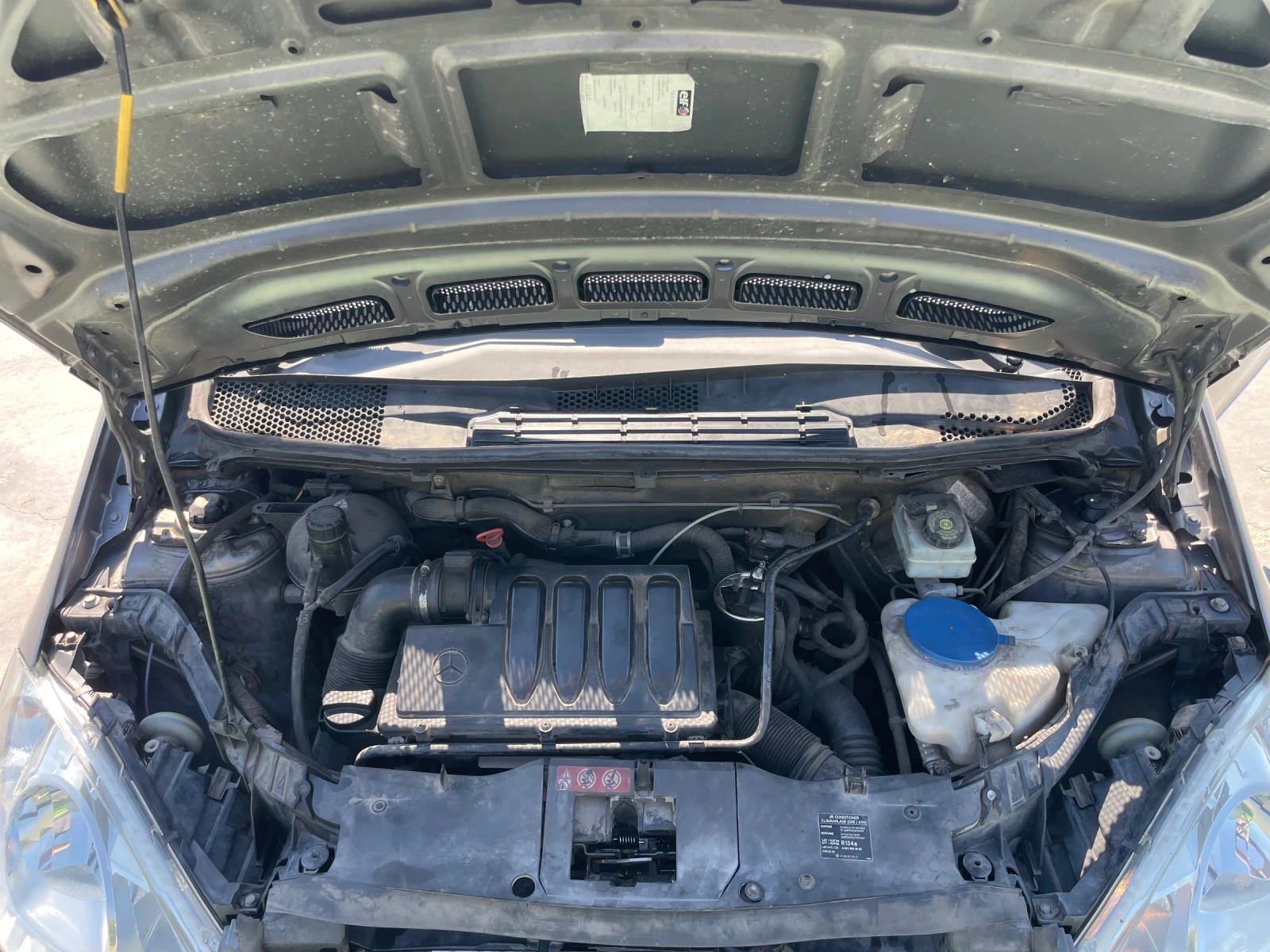 Mercedes-Benz A 190 1.9 Diesel , снимка 14 - Автомобили и джипове - 55546145