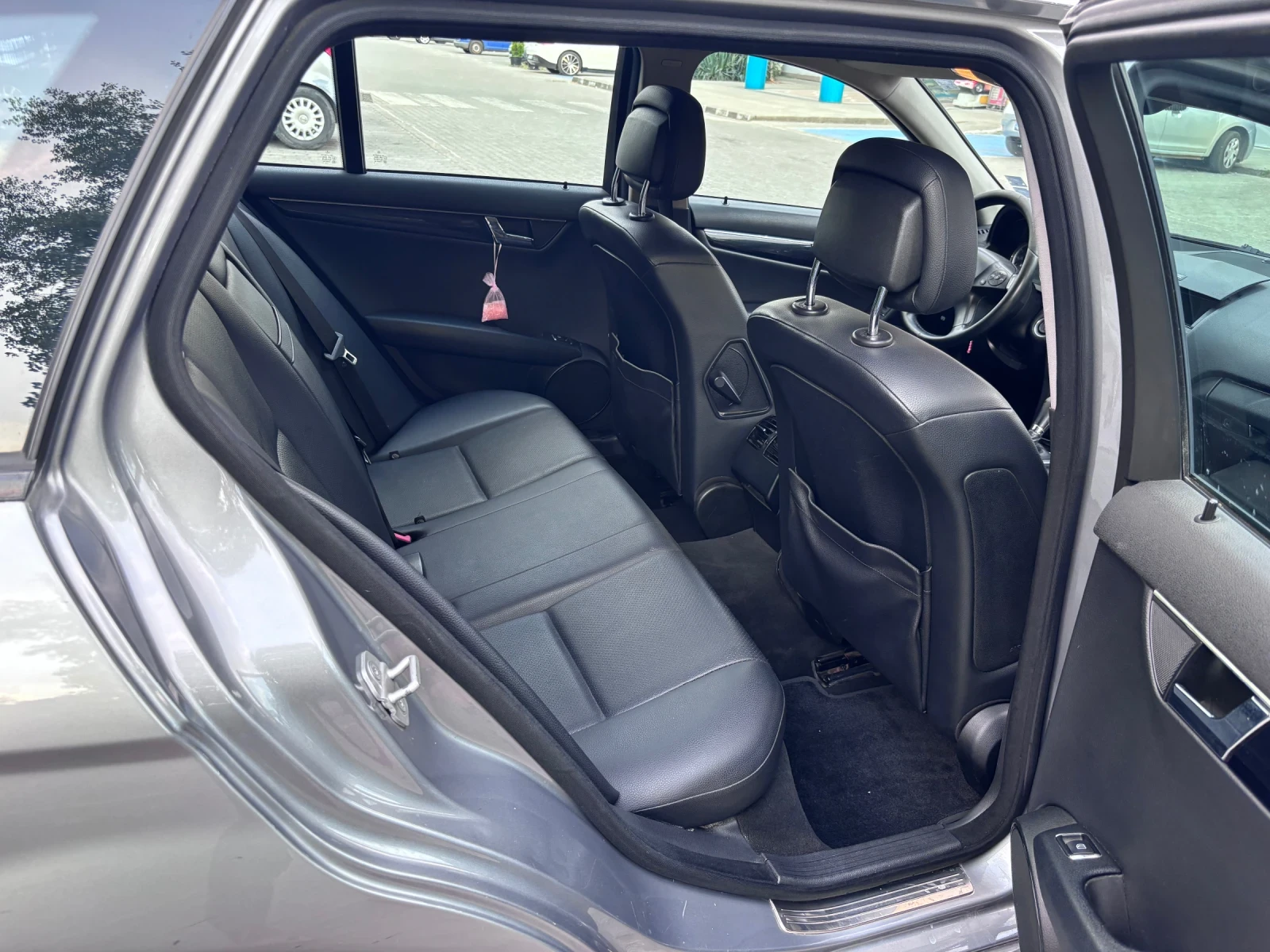 Mercedes-Benz C 200 CDI, снимка 10 - Автомобили и джипове - 55578886