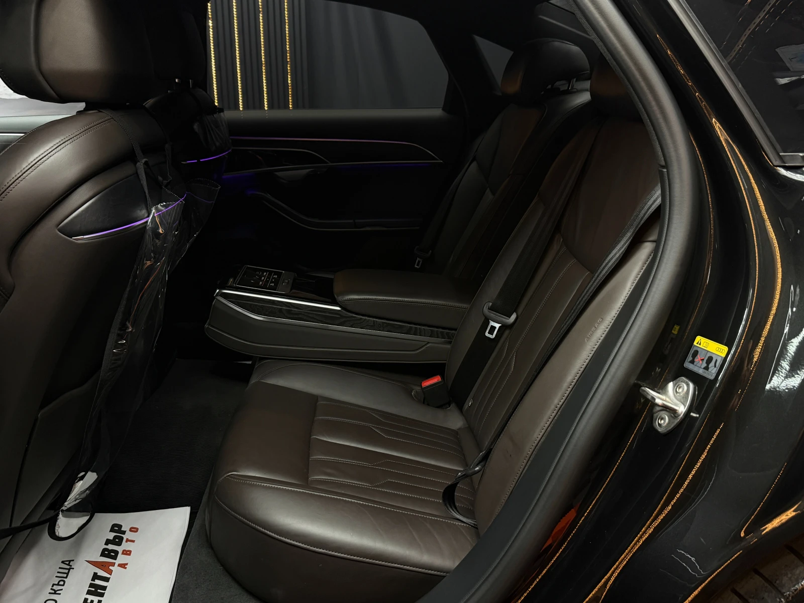Audi A8 3.0tdi/Реални километри, снимка 9 - Автомобили и джипове - 55623536