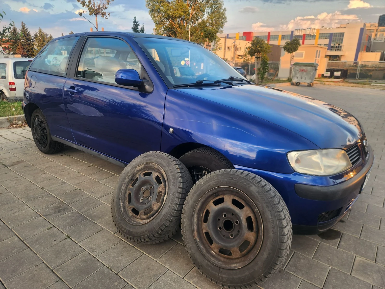 Seat Ibiza, снимка 8 - Автомобили и джипове - 55827439