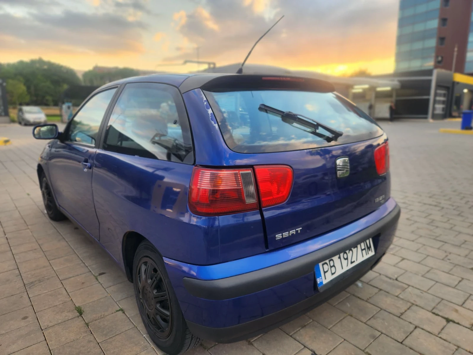 Seat Ibiza, снимка 13 - Автомобили и джипове - 55827439