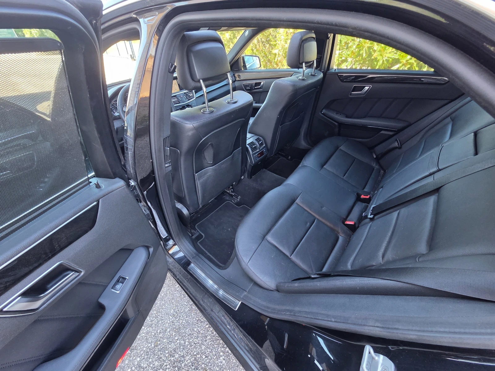Mercedes-Benz E 350 350 AMG FULL., снимка 9 - Автомобили и джипове - 56069132