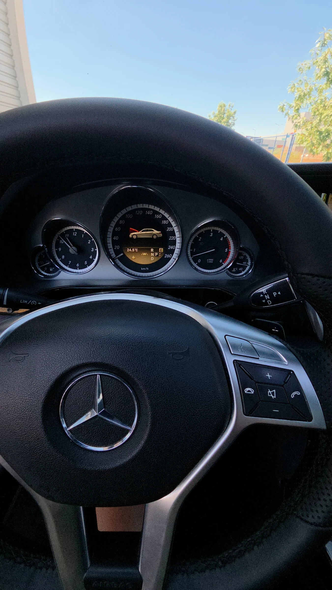 Mercedes-Benz E 350 350 AMG FULL., снимка 15 - Автомобили и джипове - 56069132