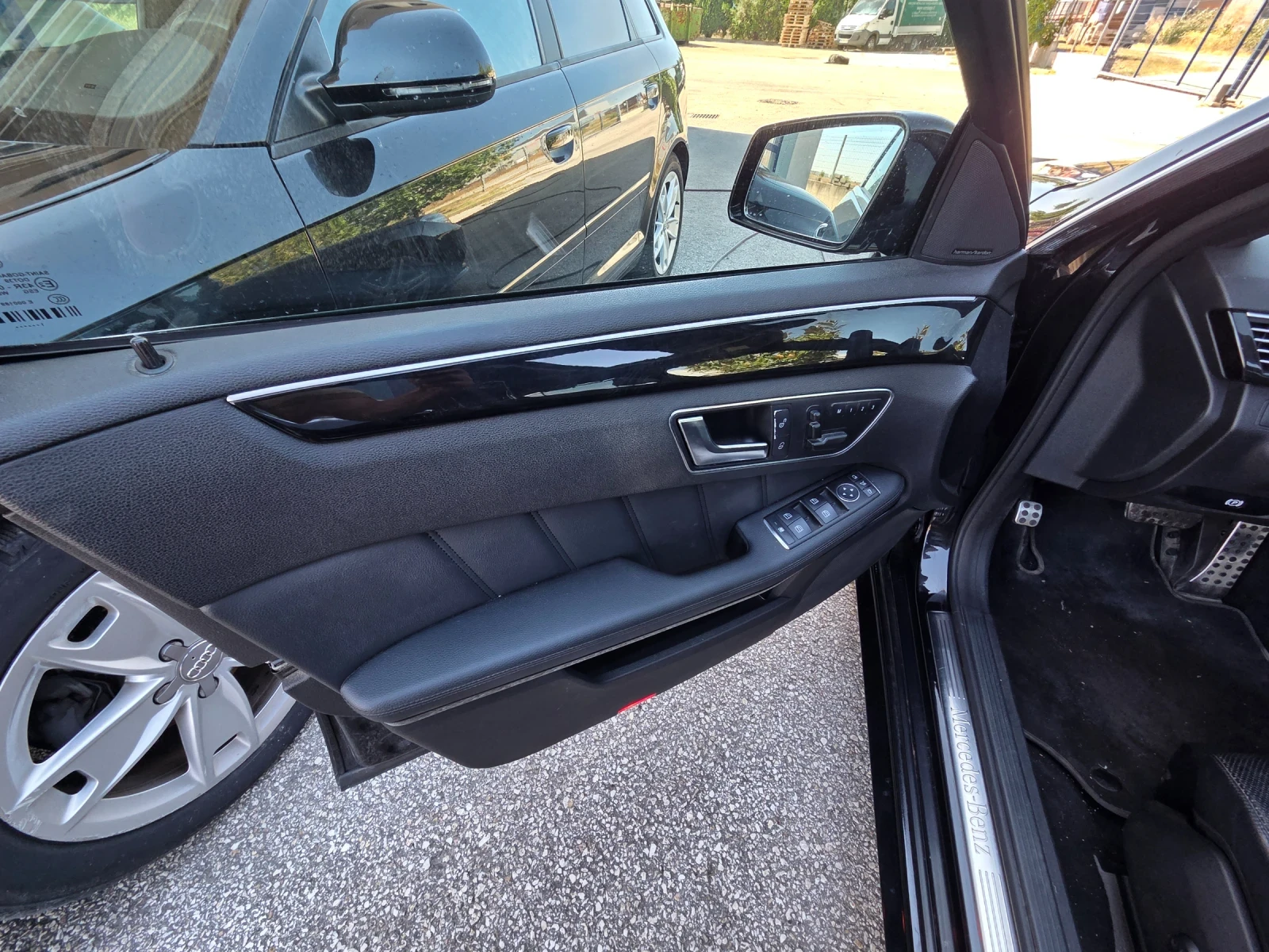 Mercedes-Benz E 350 350 AMG FULL., снимка 11 - Автомобили и джипове - 56069132