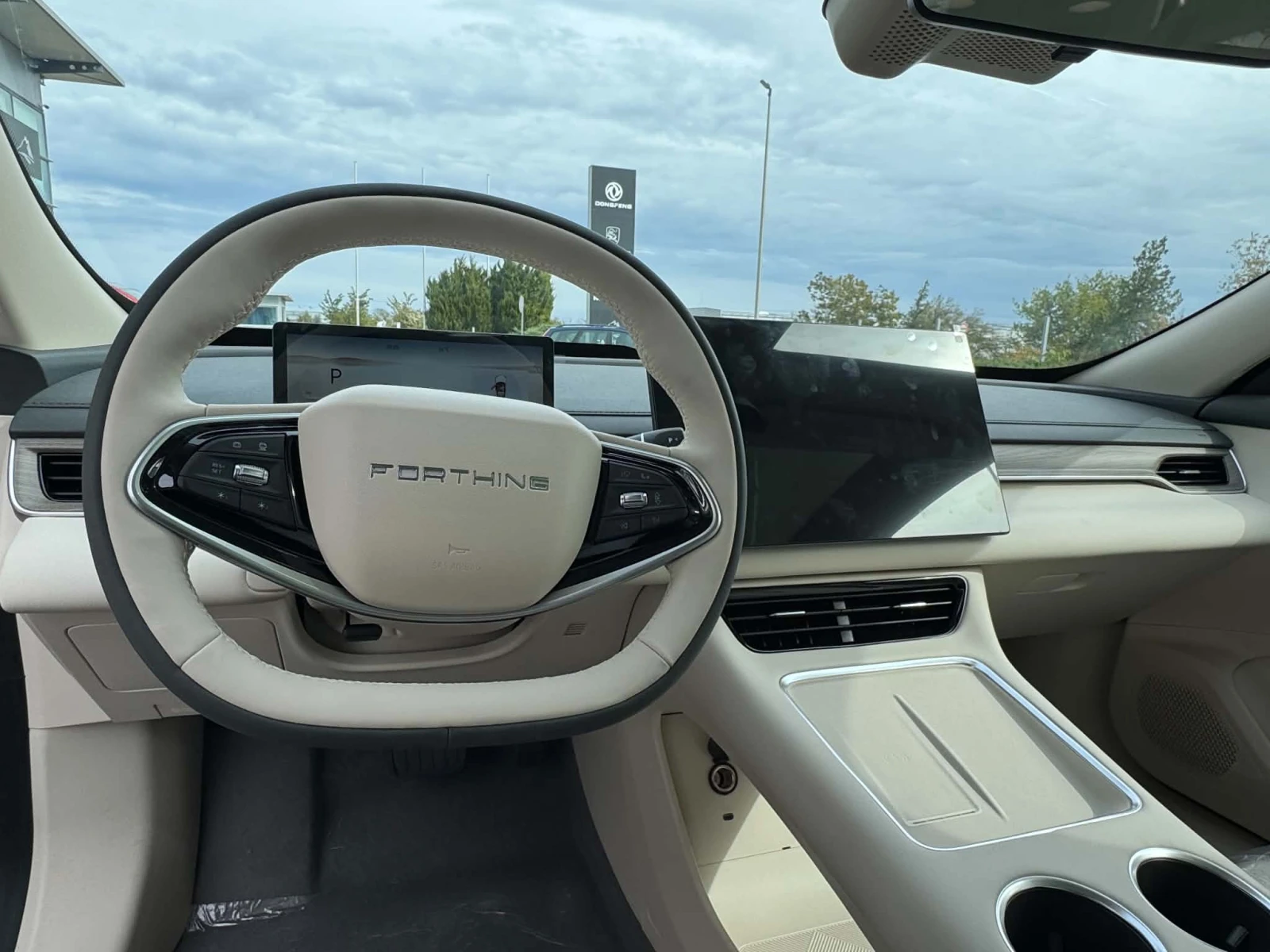 DONGFENG S7 EV 425+ KM RANGE, снимка 3 - Автомобили и джипове - 56682029
