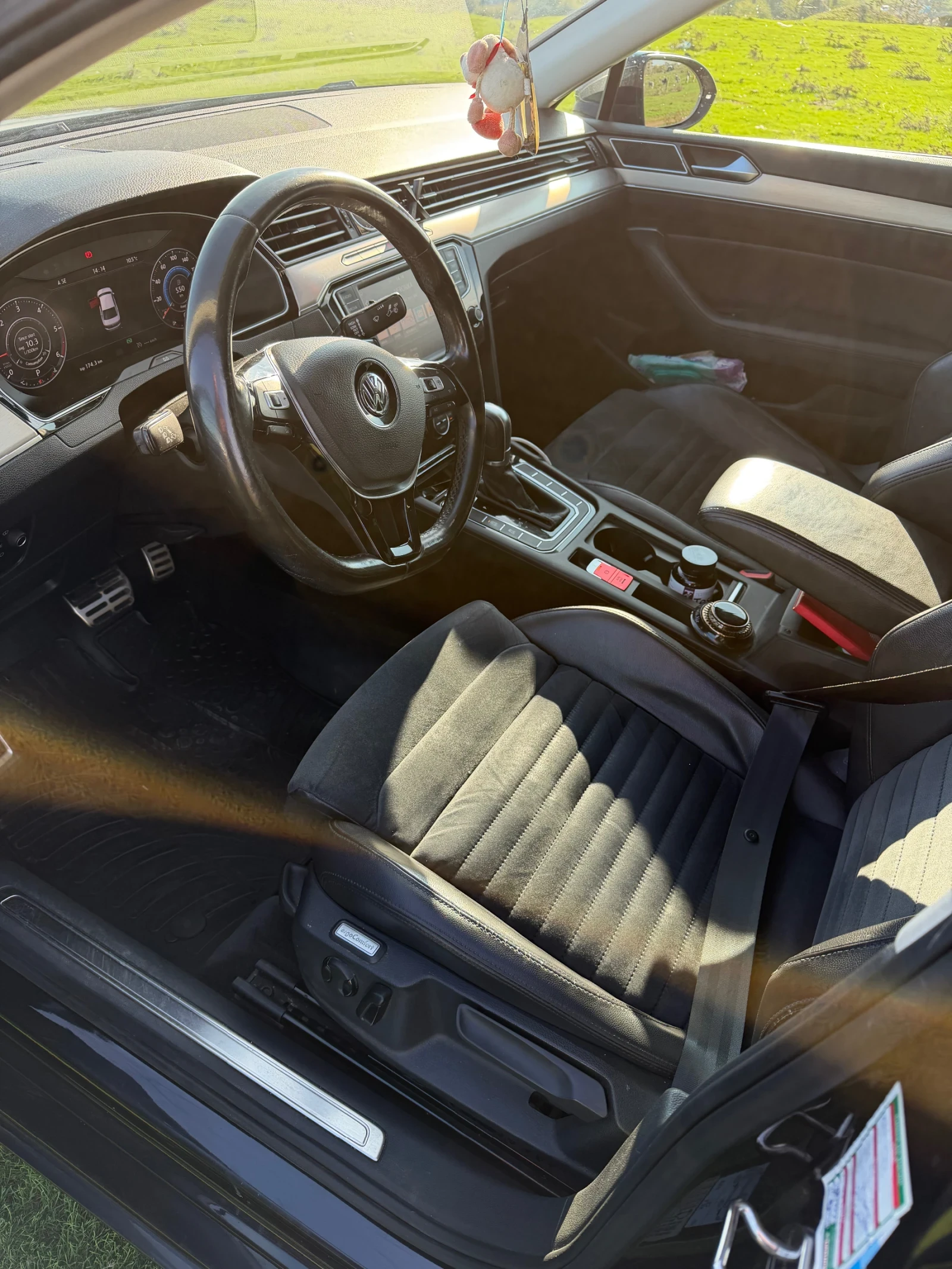 VW Passat 2.0 TDI, снимка 5 - Автомобили и джипове - 56747687