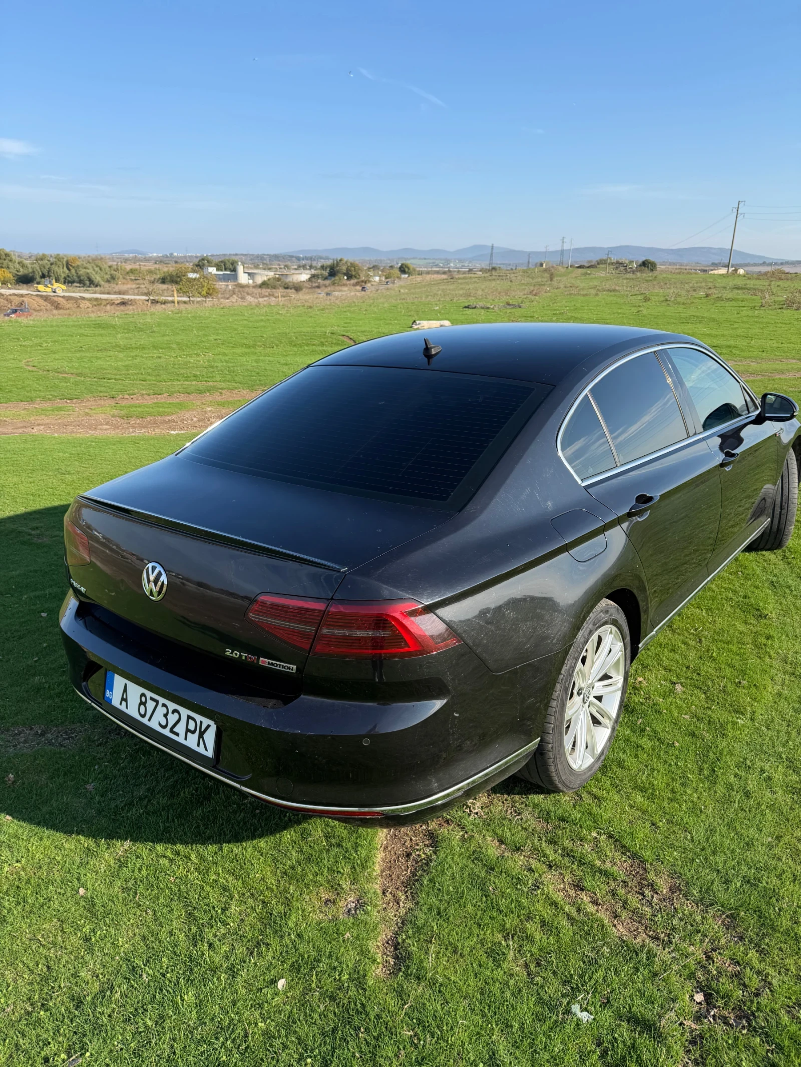 VW Passat 2.0 TDI, снимка 3 - Автомобили и джипове - 56747687