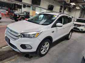 ������ Ford Escape