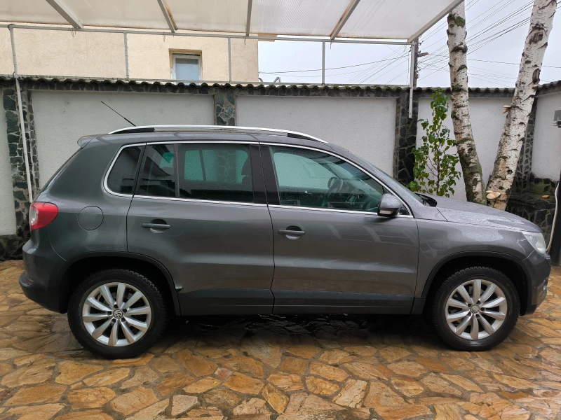 VW Tiguan 2.0 TDI 4 MOTION, снимка 4 - Автомобили и джипове - 48370441