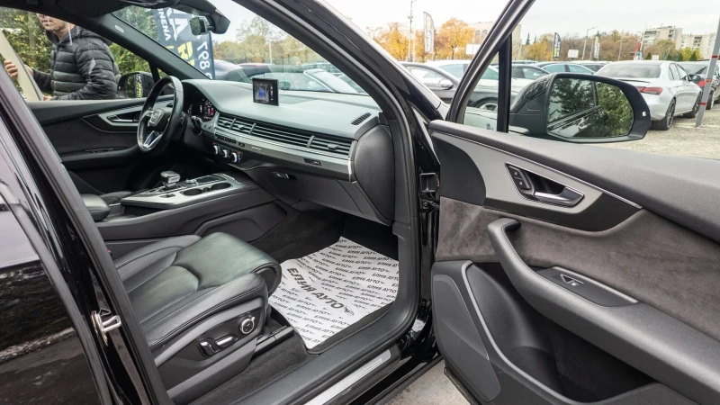 Audi SQ7 4.0TDI V8 QUATTRO 7-МЕСТЕН BLACK LINE ЛИЗИНГ 100%, снимка 13 - Автомобили и джипове - 52329566