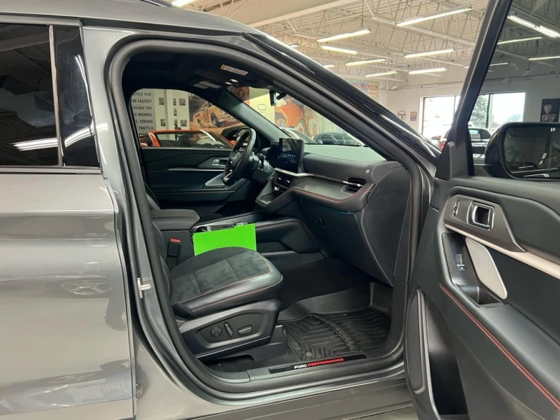 Ford Explorer * ST * CARFAX * БЕЗ ПЪРВОНАЧАЛНА ВНОСКА, снимка 13 - Автомобили и джипове - 52877840