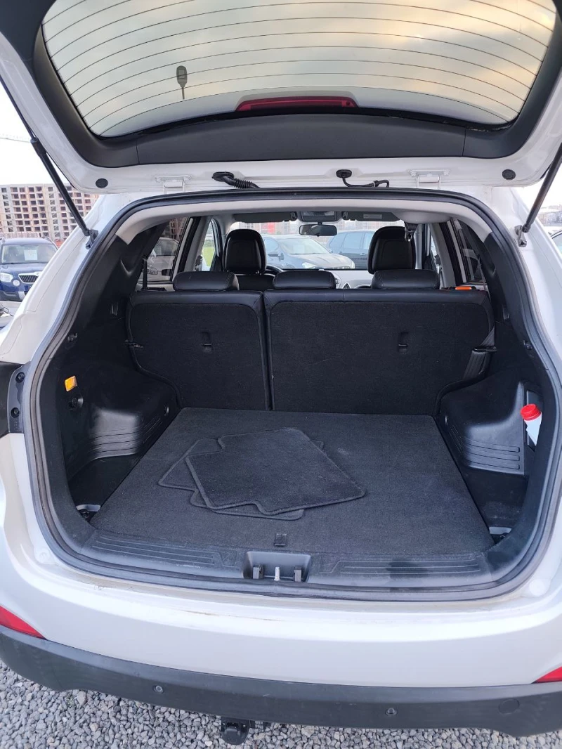 Hyundai IX35, снимка 12 - Автомобили и джипове - 53177596