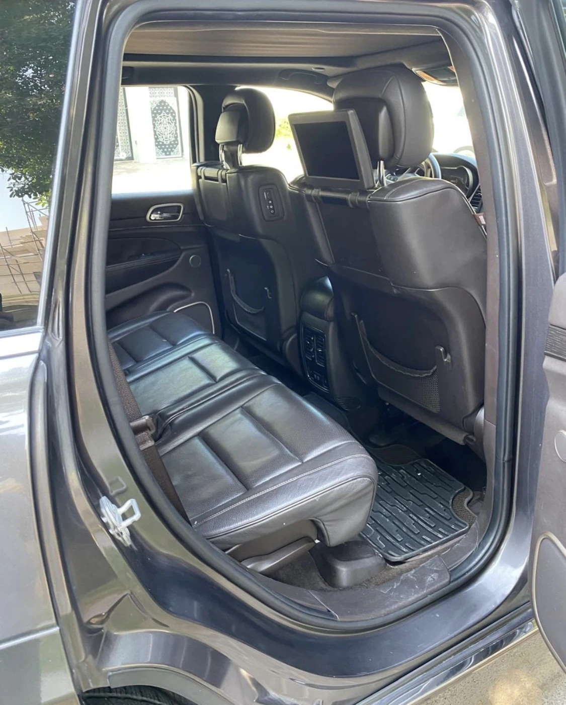 Jeep Grand cherokee Summit 5.7 HEMI - изображение 8