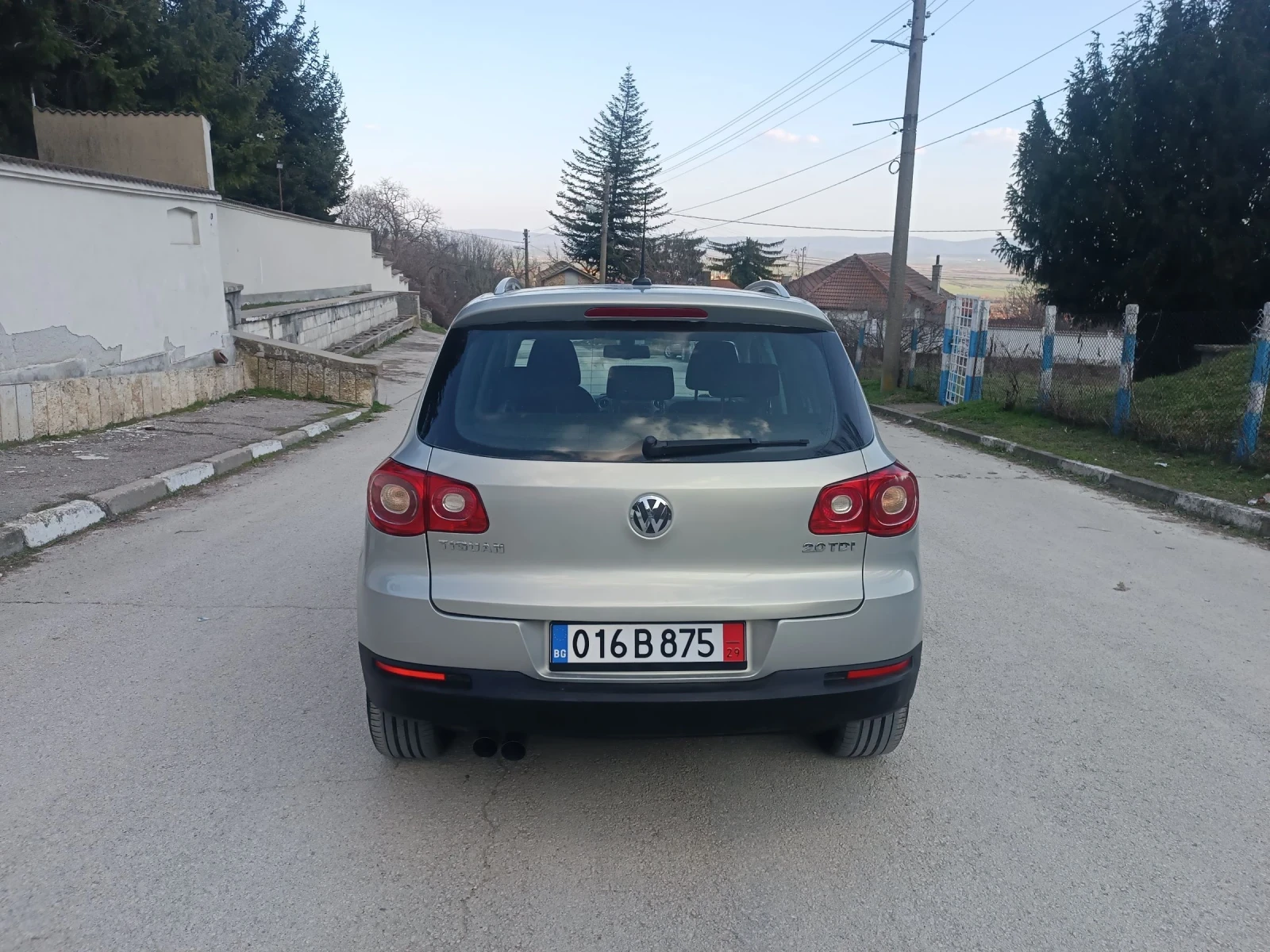 VW Tiguan 2.0 TDI DSG, снимка 5 - Автомобили и джипове - 53716413