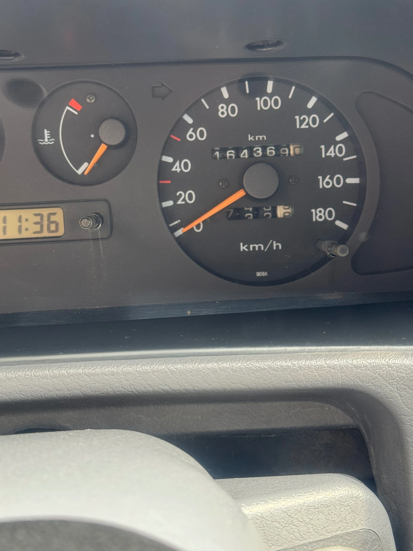 Nissan Terrano, снимка 7 - Автомобили и джипове - 53927329