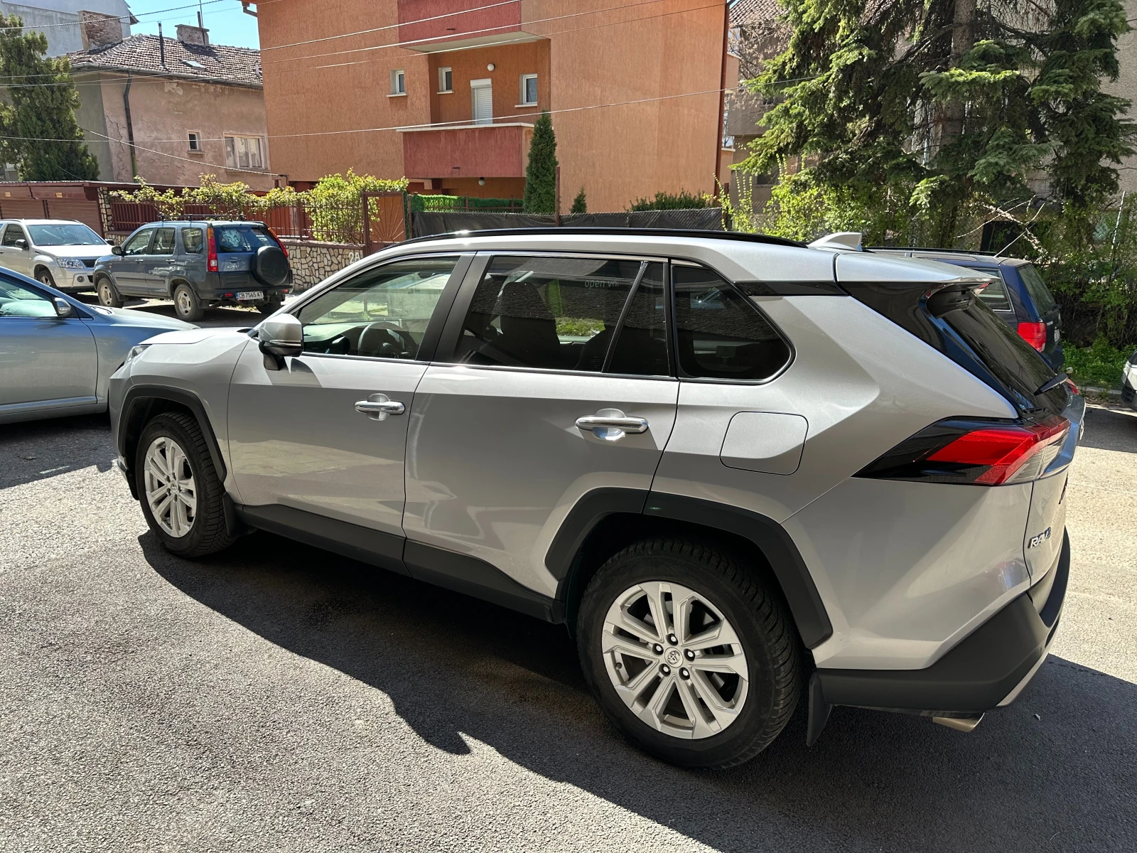 Toyota Rav4 2.0AWD LUXURY, снимка 3 - Автомобили и джипове - 54113617