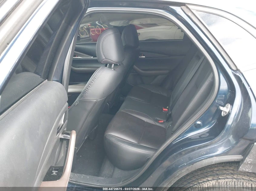 Mazda CX-30 2.5l Premium, снимка 8 - Автомобили и джипове - 54621577