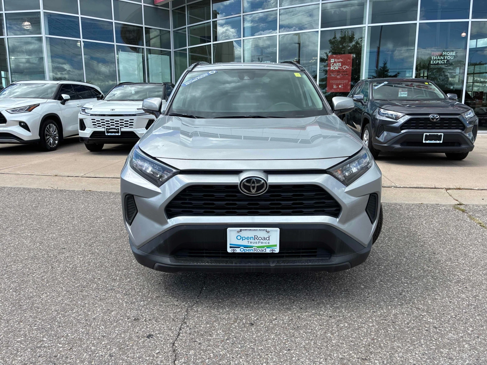 Toyota Rav4 * LE * CARFAX * ОПЦИЯ ЗА ФИНАНСИРАНЕ, снимка 6 - Автомобили и джипове - 55879758