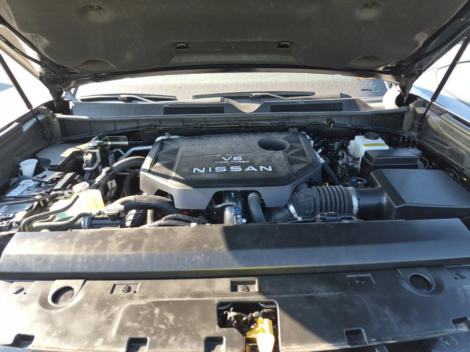 Nissan Armada SL 4x4 3.5L V6 425кс, снимка 11 - Автомобили и джипове - 55907566