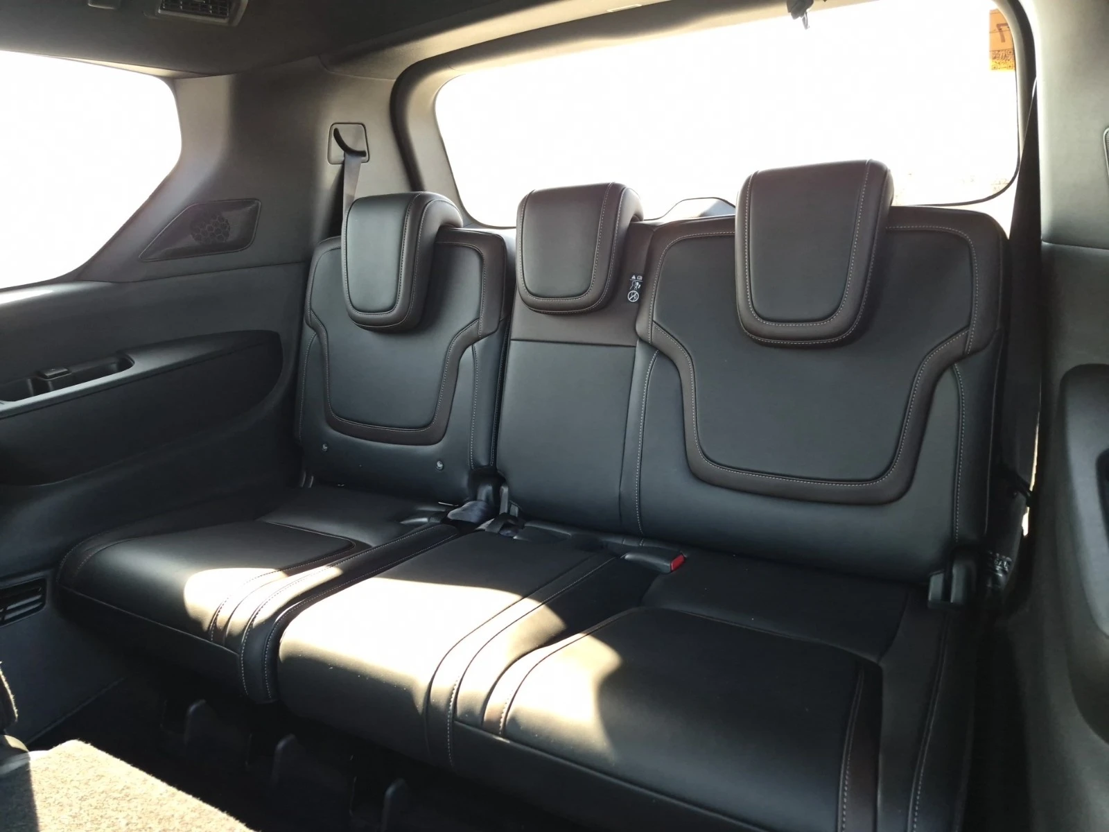 Nissan Armada SL 4x4 3.5L V6 425кс, снимка 9 - Автомобили и джипове - 55907566
