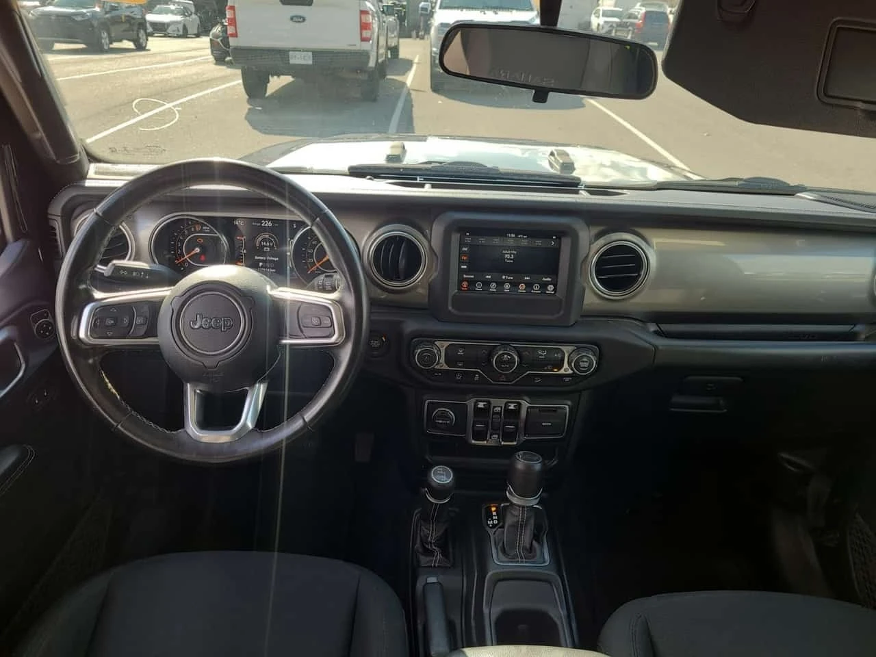 Jeep Wrangler * SAHARA * CARFAX * �����������  | Mobile.bg � ����������� 10