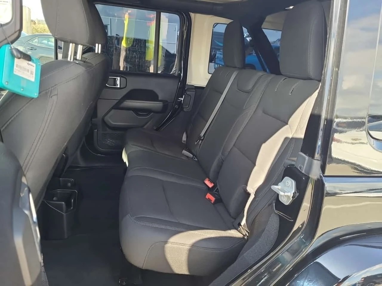 Jeep Wrangler * SAHARA * CARFAX * �����������  | Mobile.bg � ����������� 11