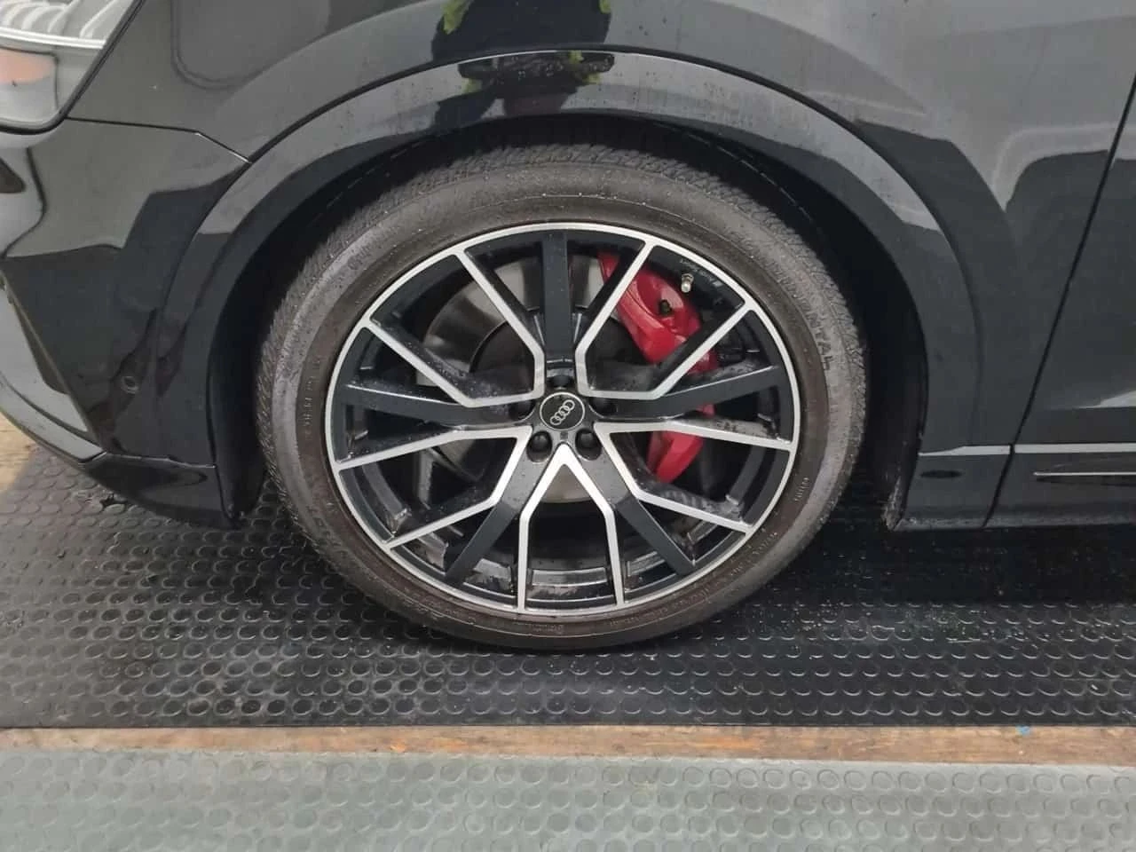 Audi SQ8, снимка 6 - Автомобили и джипове - 56685750