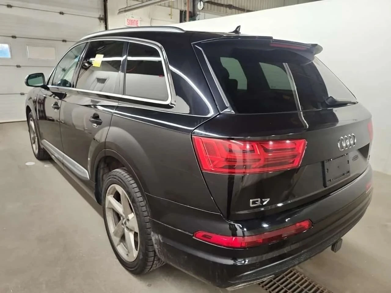Audi Q7, снимка 5 - Автомобили и джипове - 56688686