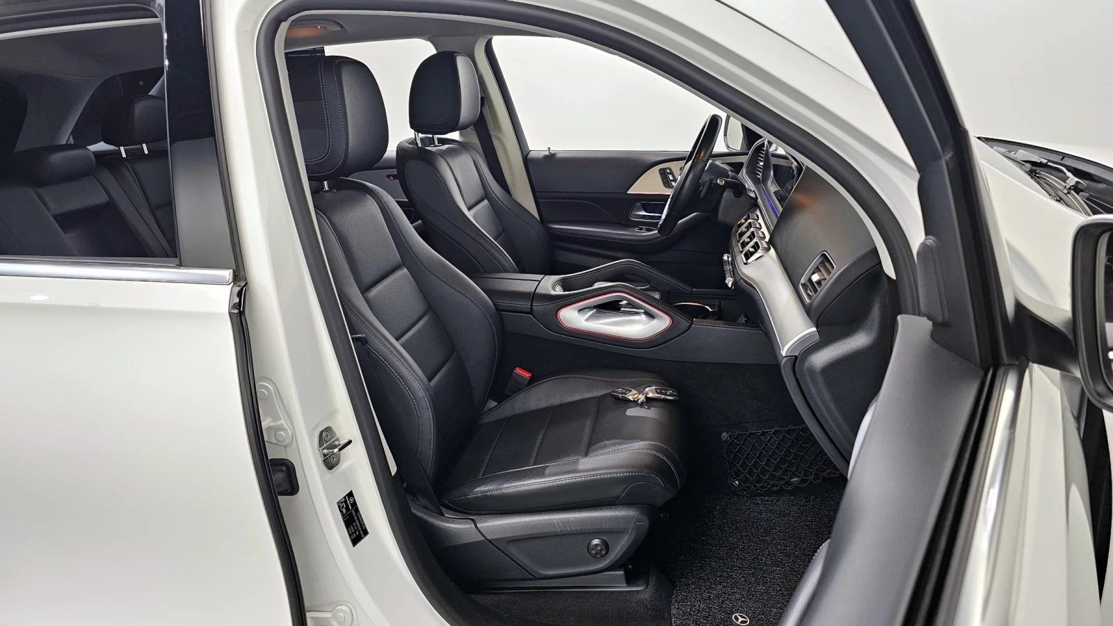 Mercedes-Benz GLE 300 4MATIC, снимка 8 - Автомобили и джипове - 56734527