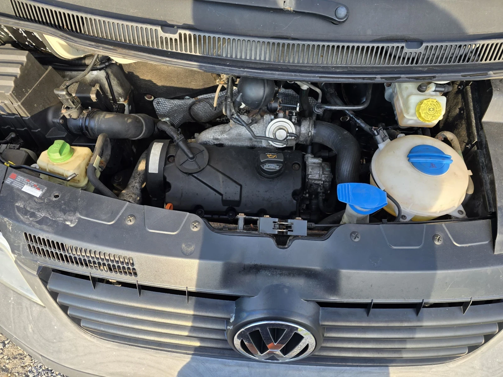 VW T5 1.9TDI , снимка 12 - Бусове и автобуси - 55002275
