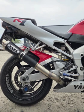 Yamaha YZF-R1 | Mobile.bg    8