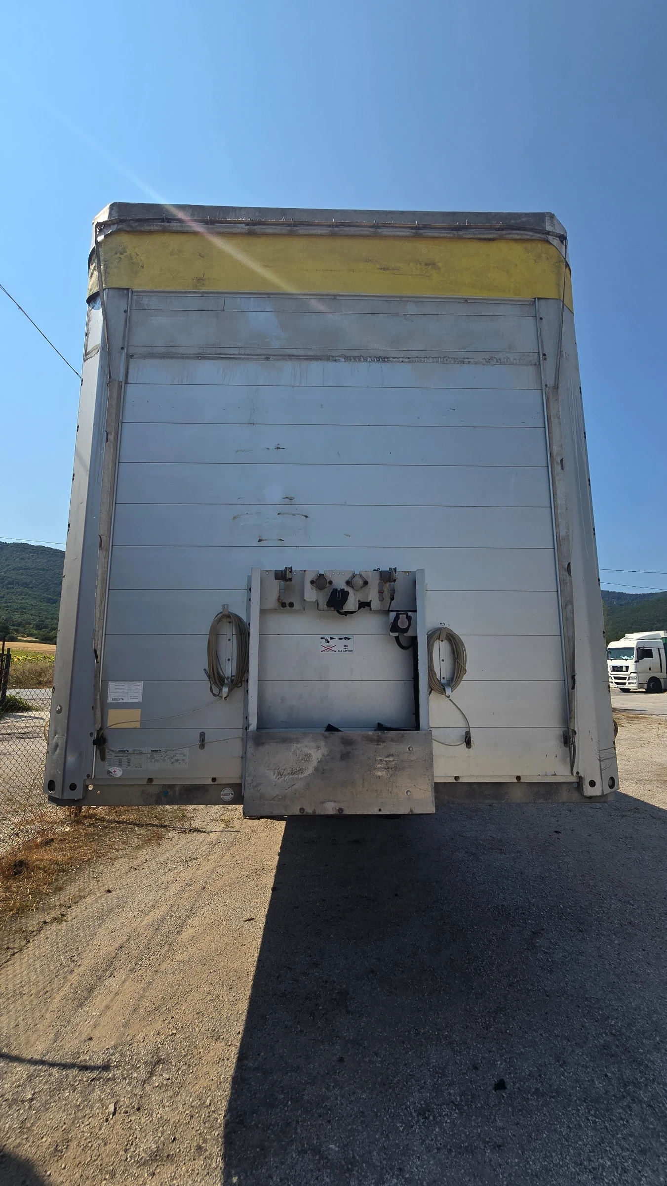 Полуремарке Schmitz ПОД НАЕМ, снимка 2 - Ремаркета - 56323154