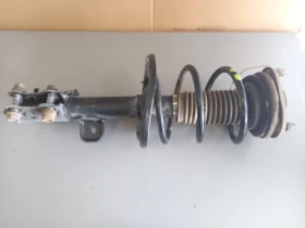 Макферсон преден десен Тойота Рав4 2.2д (н)