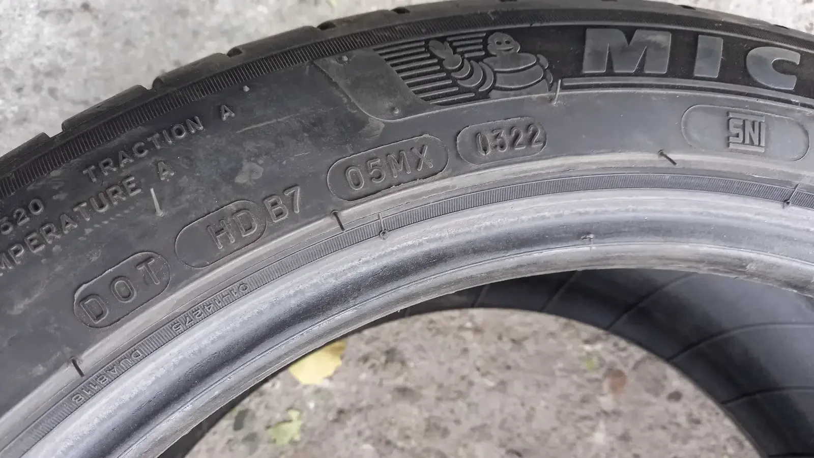 Гуми Летни 245/45R18, снимка 7 - Гуми и джанти - 56105957