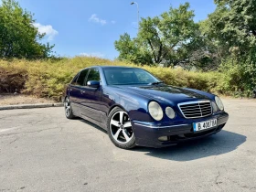  Mercedes-Benz E 320