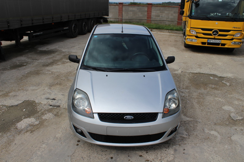 Ford Fiesta 1.4TDCI НОВ ВНОС, снимка 2 - Автомобили и джипове - 46426758