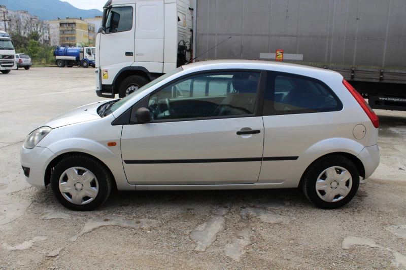 Ford Fiesta 1.4TDCI НОВ ВНОС, снимка 9 - Автомобили и джипове - 47403486