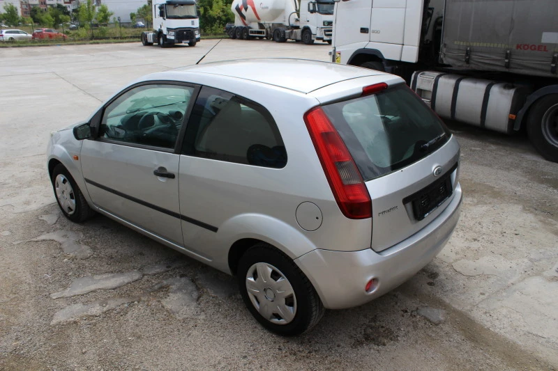 Ford Fiesta 1.4TDCI НОВ ВНОС, снимка 8 - Автомобили и джипове - 47403486