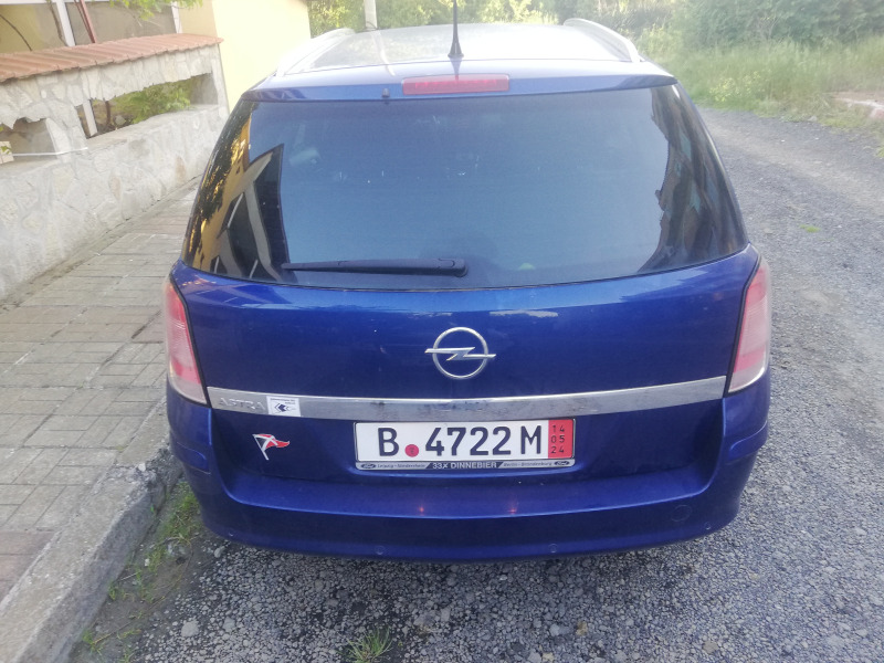 Opel Astra, снимка 13 - Автомобили и джипове - 46062842
