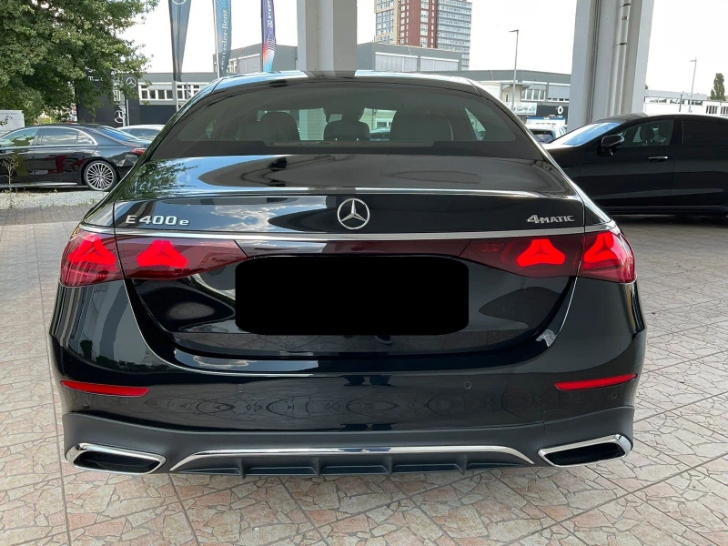 Mercedes-Benz E 400 4M AMG/Pano/, снимка 4 - Автомобили и джипове - 46856588