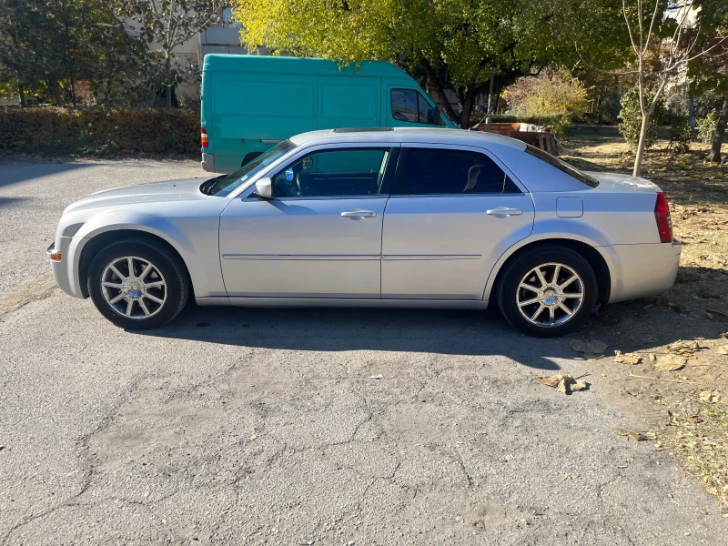 Chrysler 300c 3.5 AWD, снимка 7 - Автомобили и джипове - 47902467