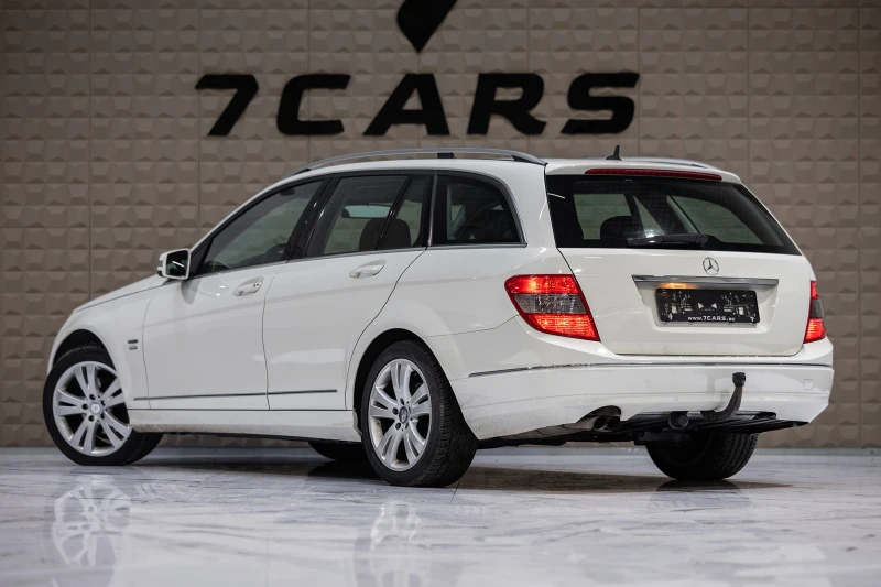 Mercedes-Benz C 180 Kompressor, снимка 4 - Автомобили и джипове - 48618909