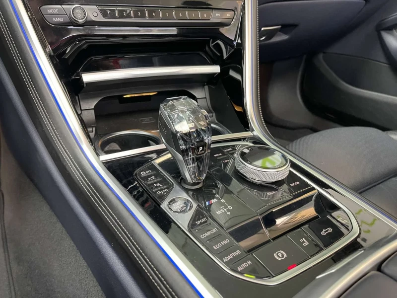 BMW 850 M850I XDRIVE, снимка 14 - Автомобили и джипове - 50280340